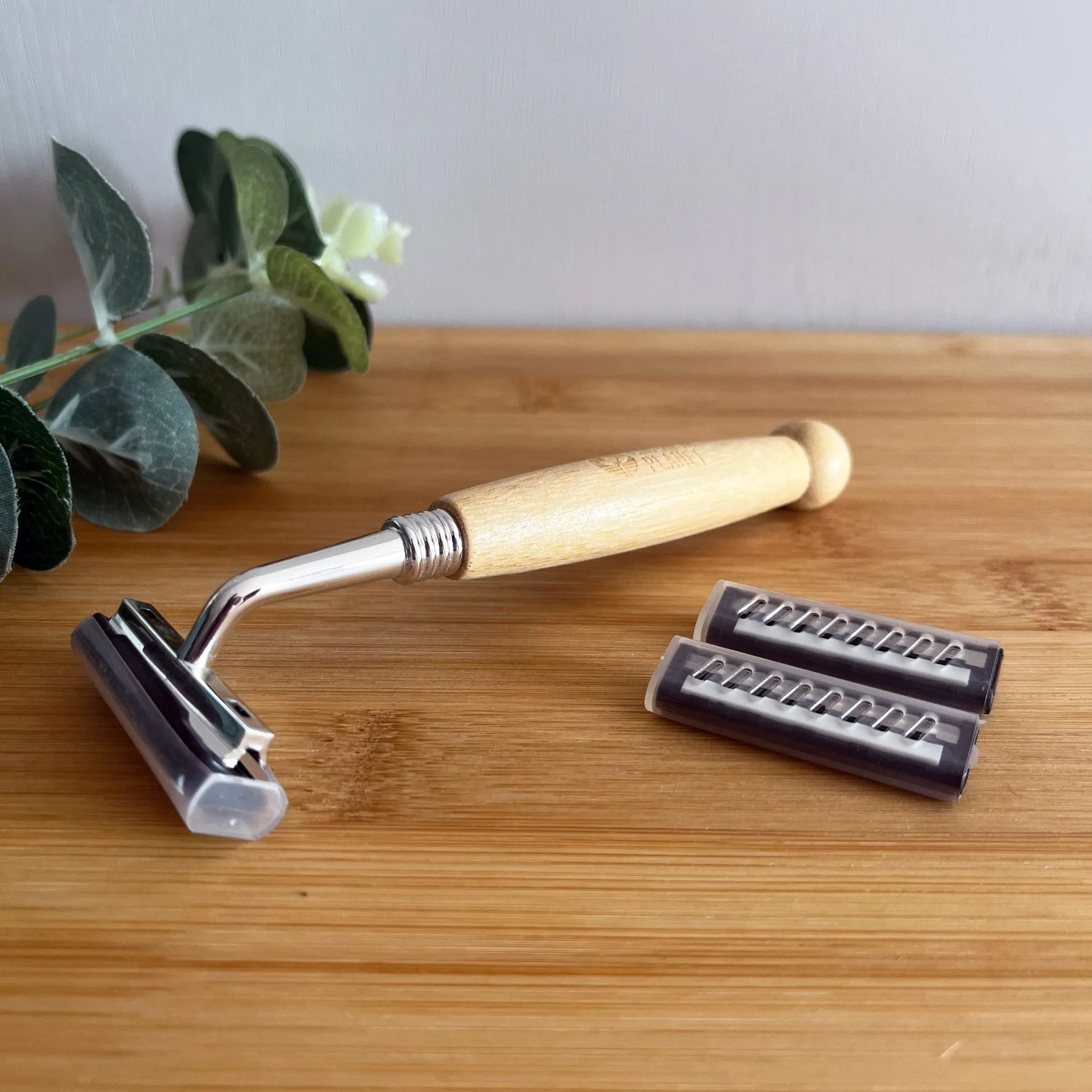 Bamboo Razor Shaving Kit Including Razor, Shaving Soap & Shaving Brush