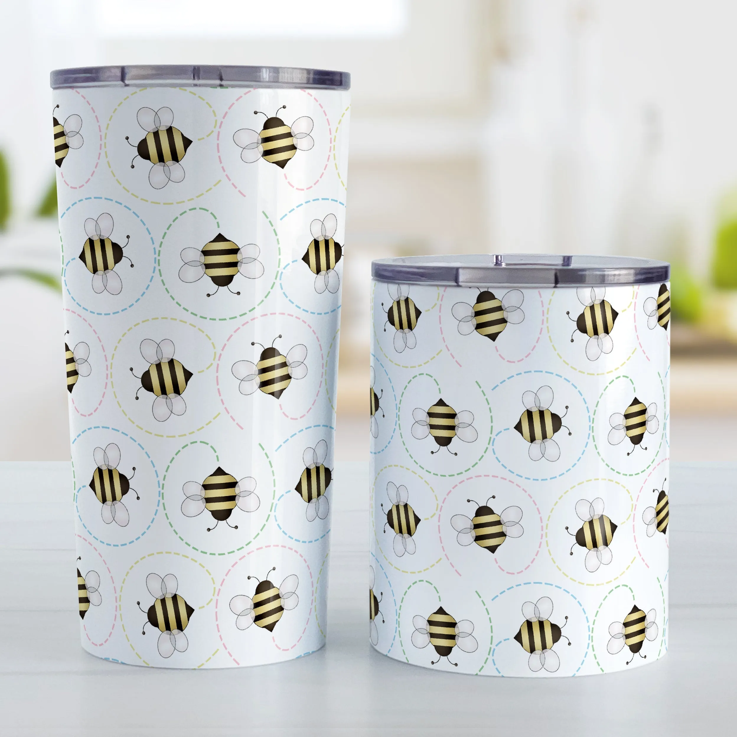 Circling Dainty Bee Pattern Tumbler Cup