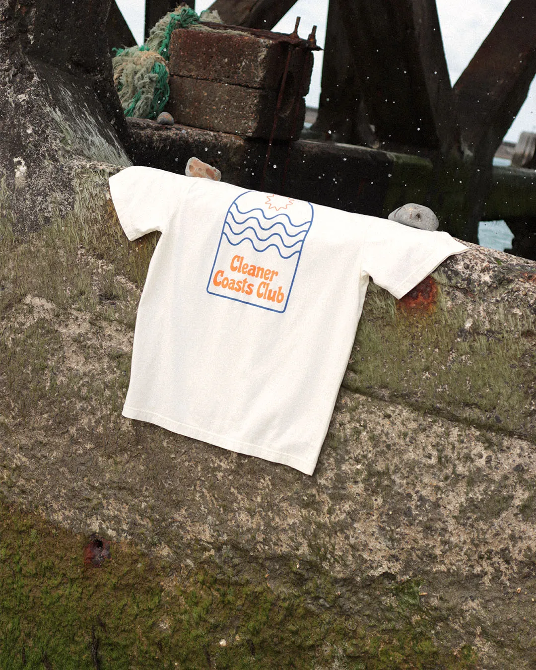 Cleaner Coasts Club T-shirt - White