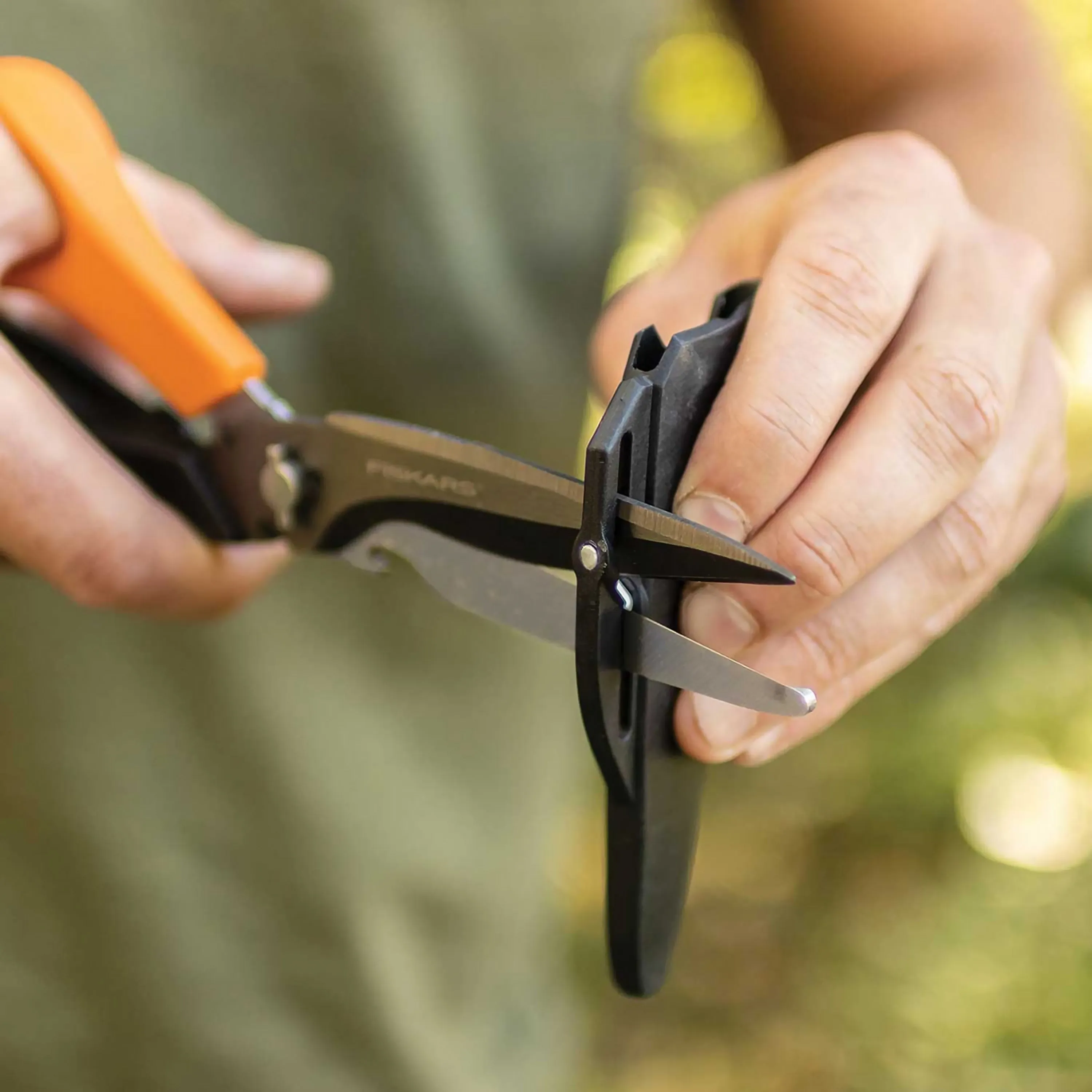 Fiskars FSK356922 -Multipurpose Garden Shears