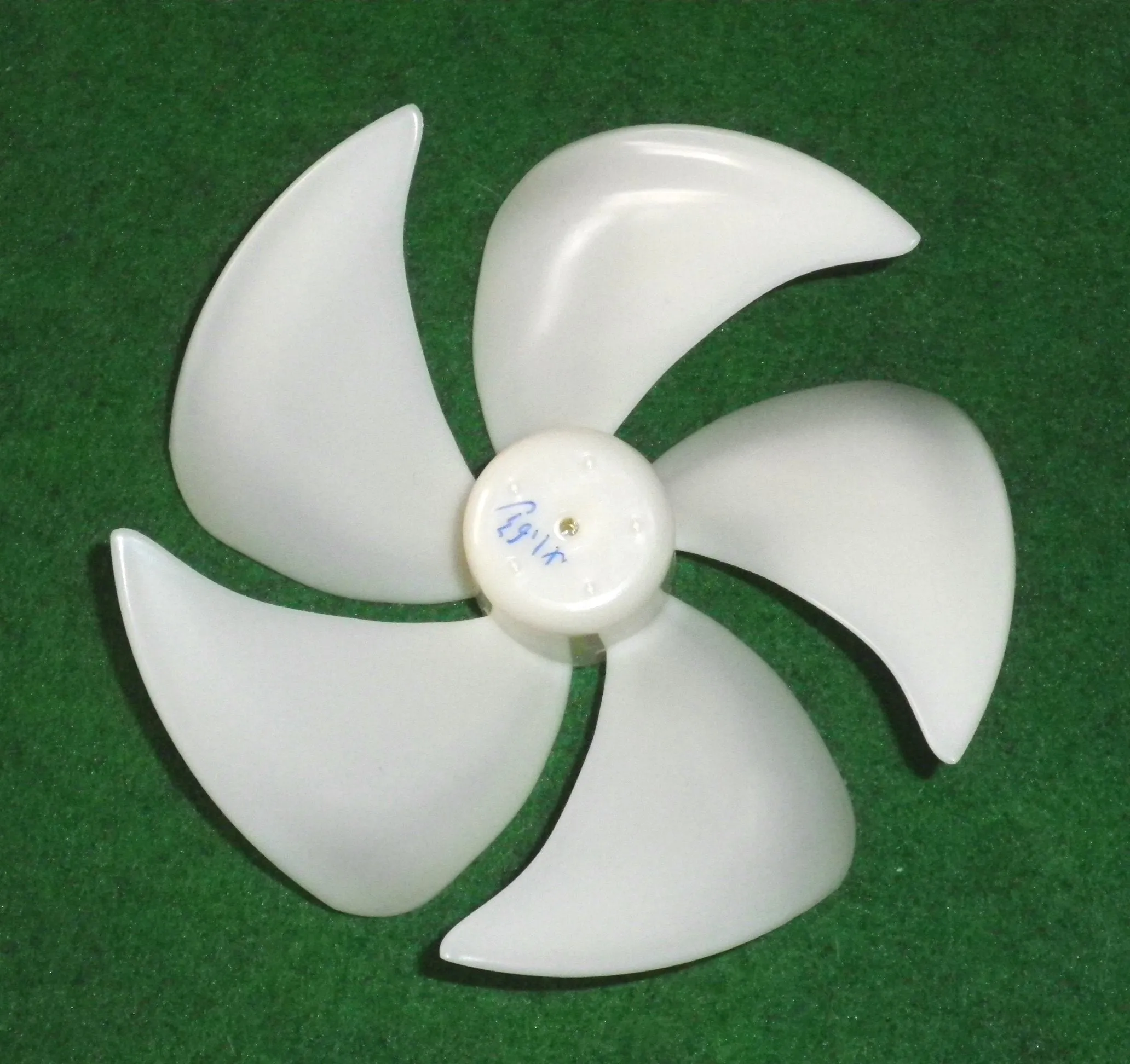 Genuine Samsung 15cm Plastic CCW Fan 3mm Mount & 5 Blades - Part # DA31-00052A