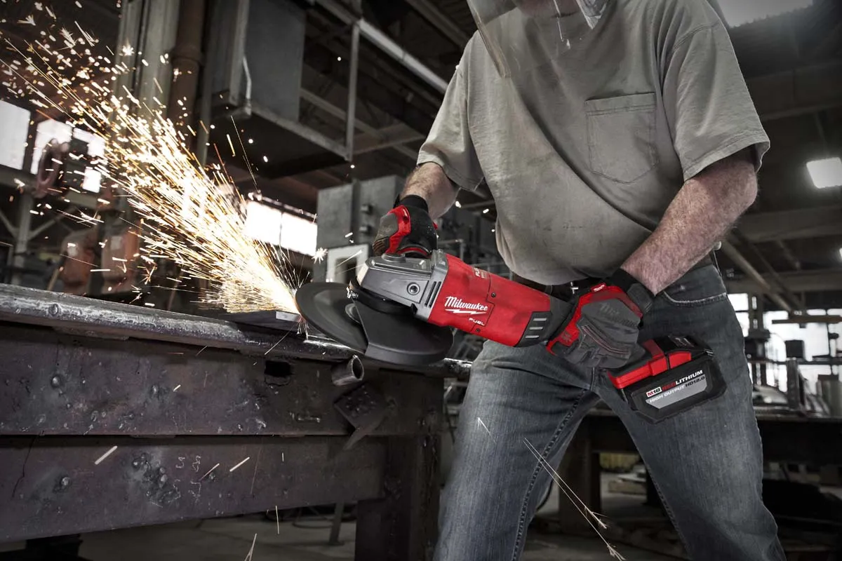 Grinder - Milwaukee M18 FUEL 18 Volt Lithium-Ion Brushless Cordless 7 in. / 9 in. Large Angle Grinder Kit, 2785-21HD