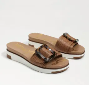 The Sport Slide with Tortoise Buckle in Cuoio